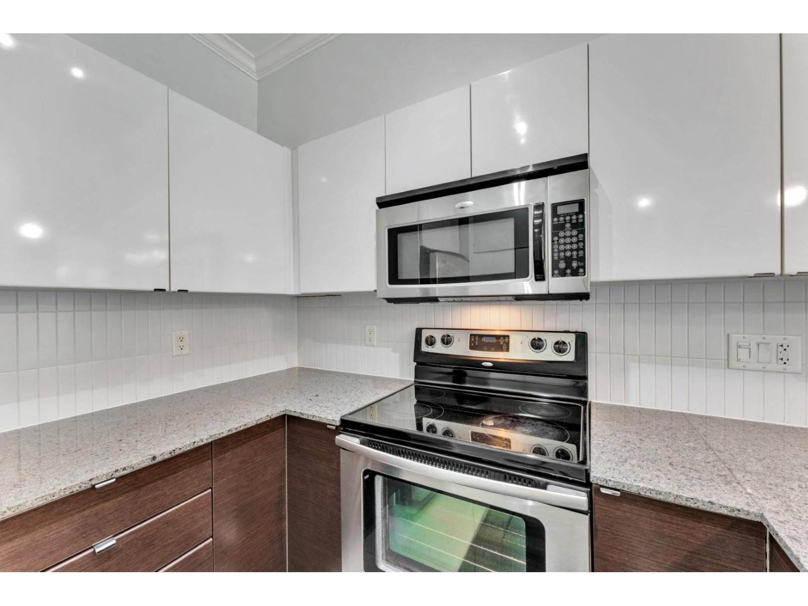 335 13733 107a Avenue, Surrey, British Columbia  V3T 0B7 - Photo 5 - R3163534