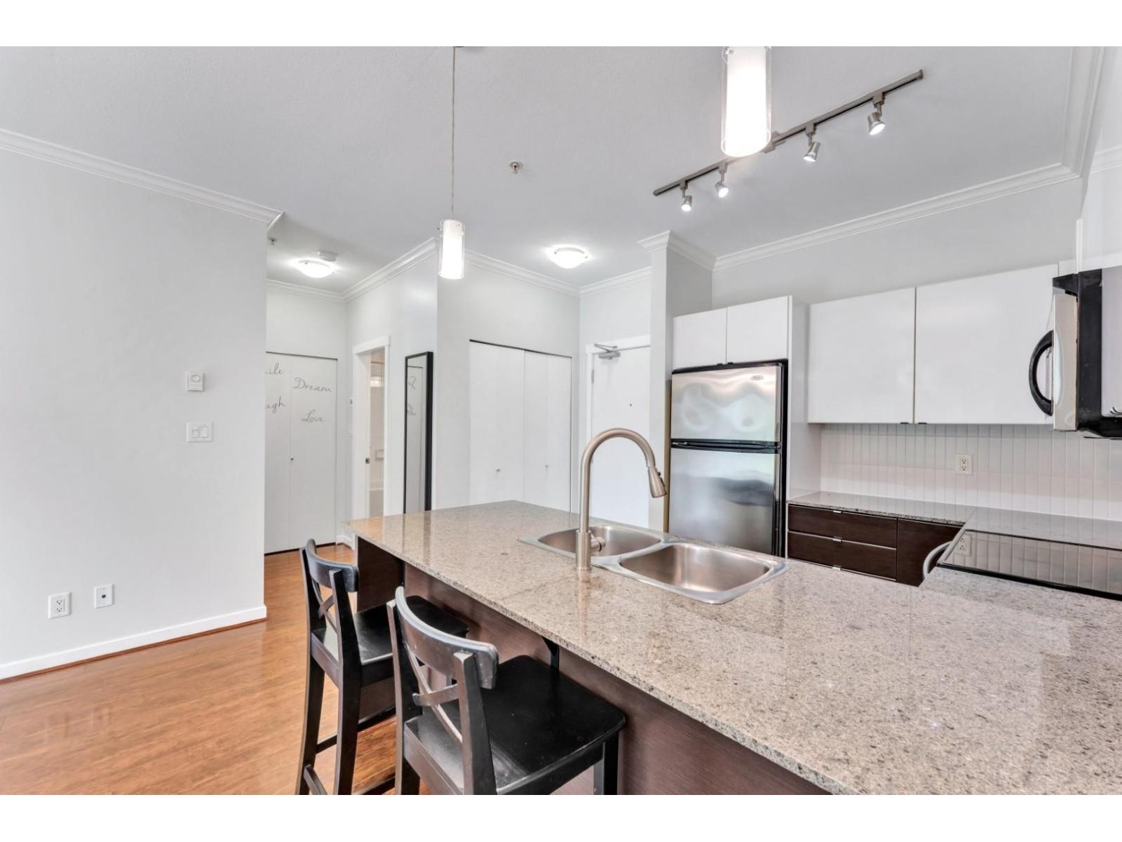 335 13733 107a Avenue, Surrey, British Columbia  V3T 0B7 - Photo 8 - R3163534