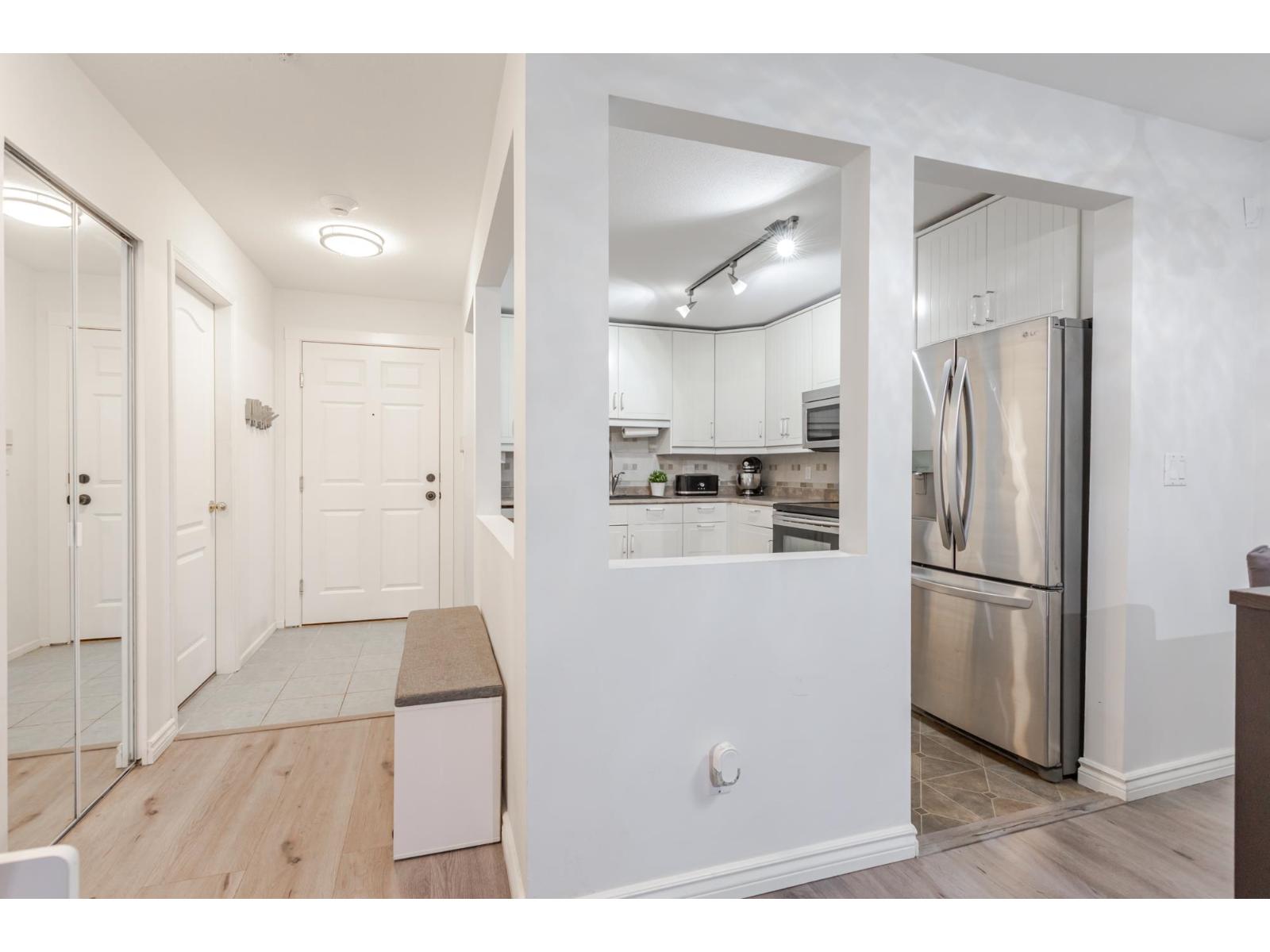 202 9688 148 Street, Surrey, British Columbia  V3R 0W2 - Photo 11 - R3162858