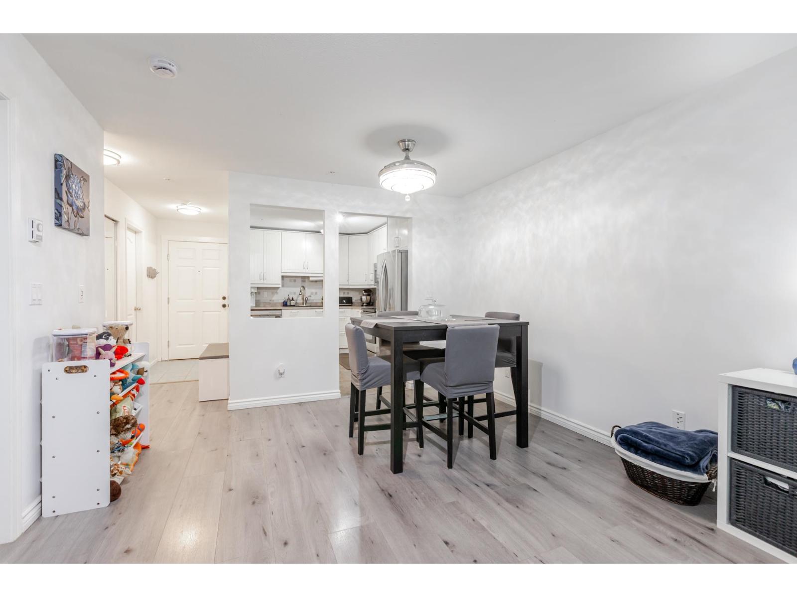202 9688 148 Street, Surrey, British Columbia  V3R 0W2 - Photo 13 - R3162858