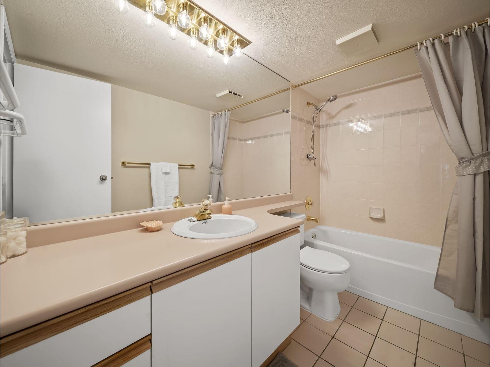 201 10743 139th Street, Surrey, British Columbia  V3T 4L8 - Photo 18 - R3163127