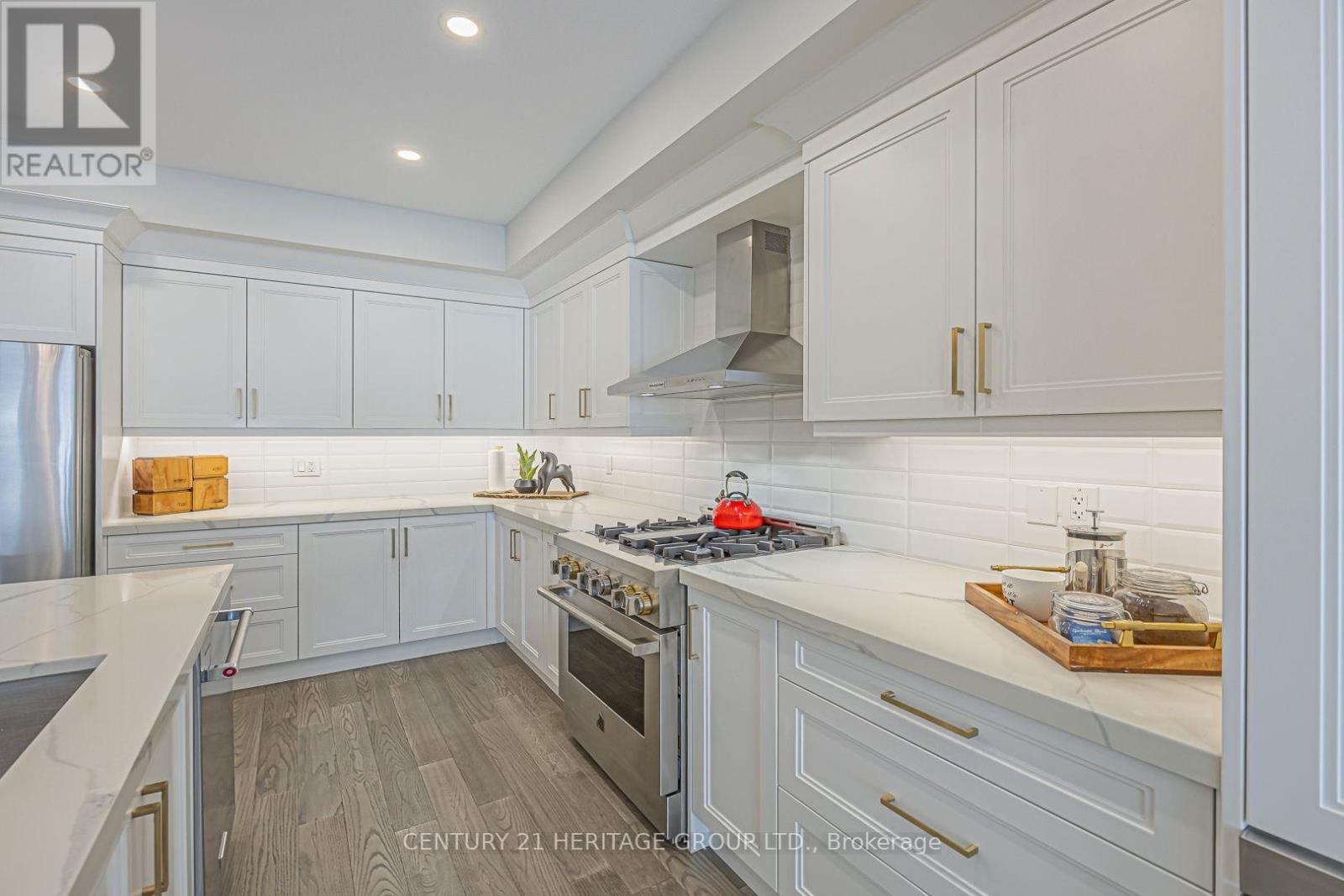 27 Lowther Avenue, Richmond Hill, Ontario  L4E 2Z6 - Photo 9 - N13758856