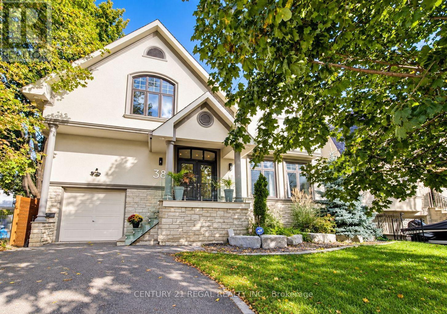 38 MATTICE ROAD, Toronto, Ontario