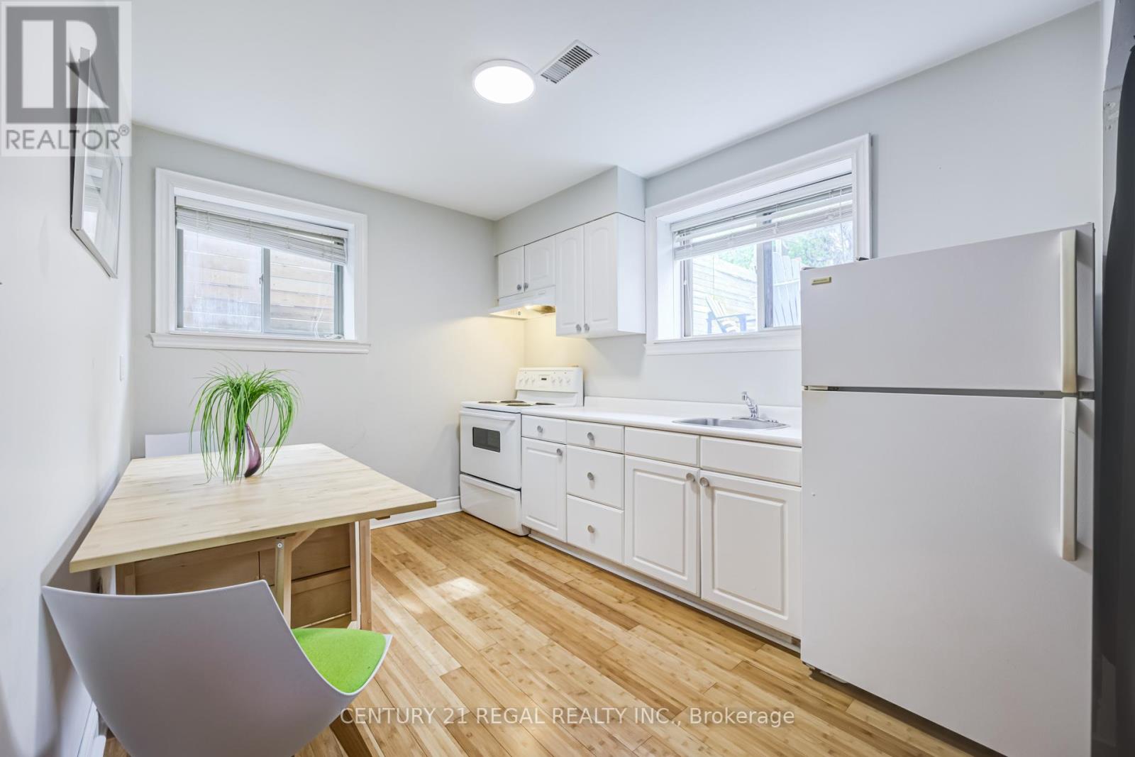 38 Mattice Road, Toronto, Ontario  M9A 1E6 - Photo 37 - W13763112