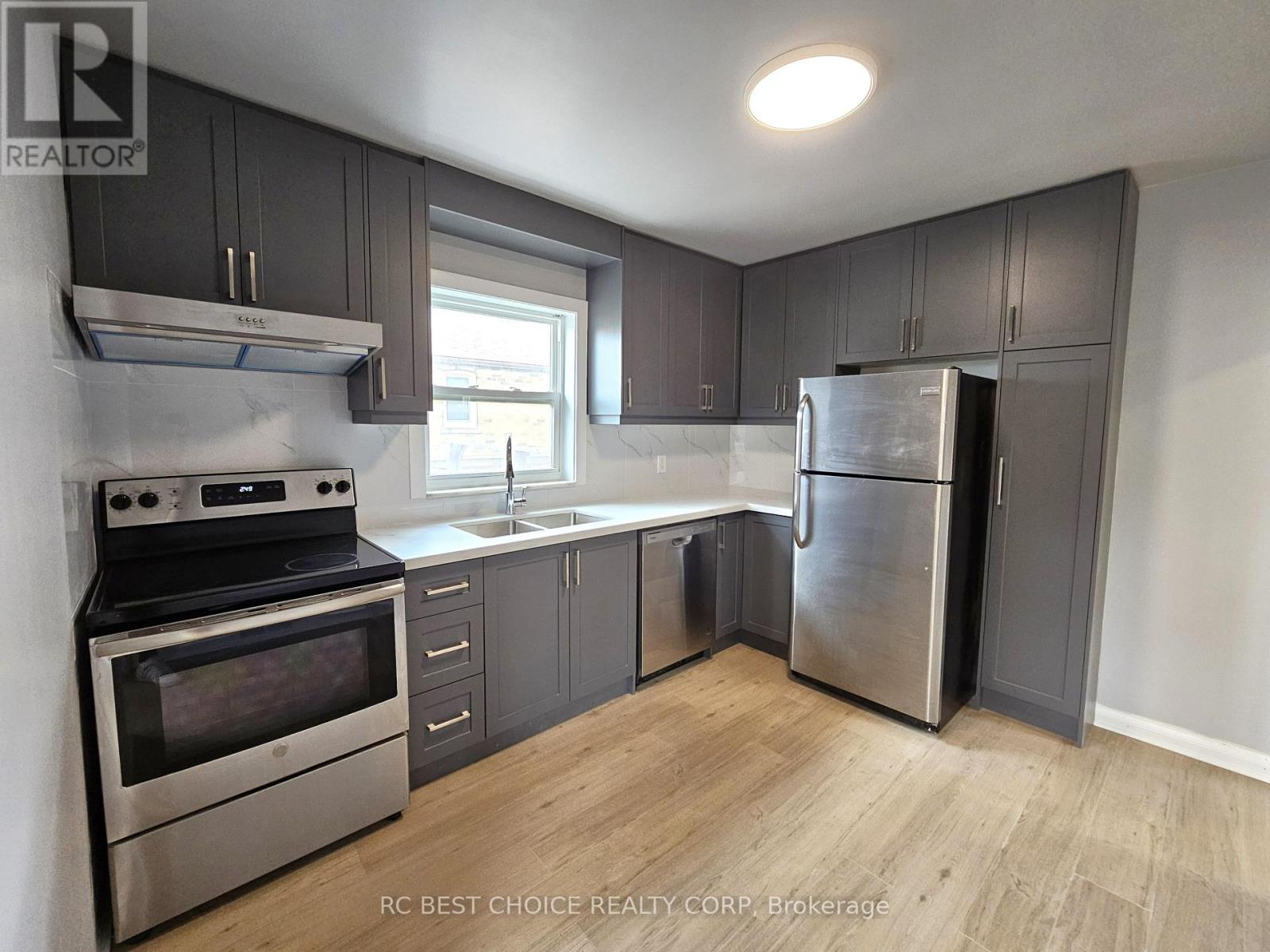 Main - 45 Mayall Avenue, Toronto, Ontario  M3L 1E7 - Photo 12 - W13763154