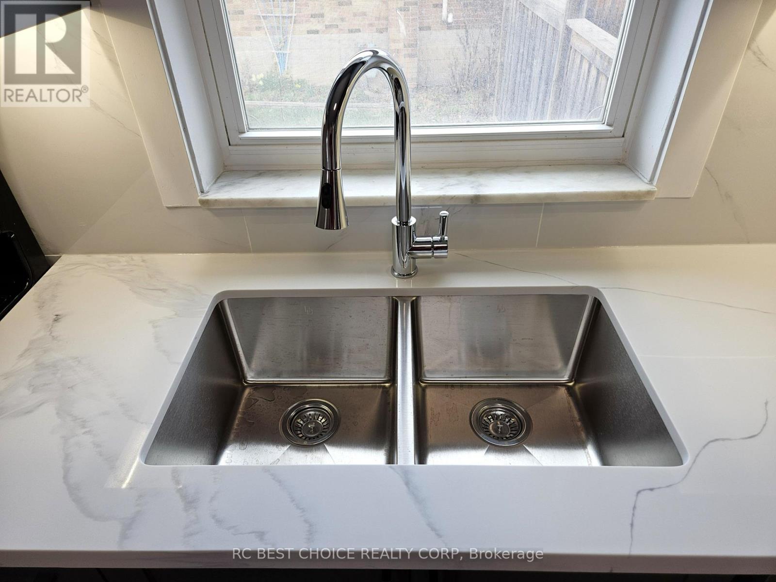 Main - 45 Mayall Avenue, Toronto, Ontario  M3L 1E7 - Photo 14 - W13763154