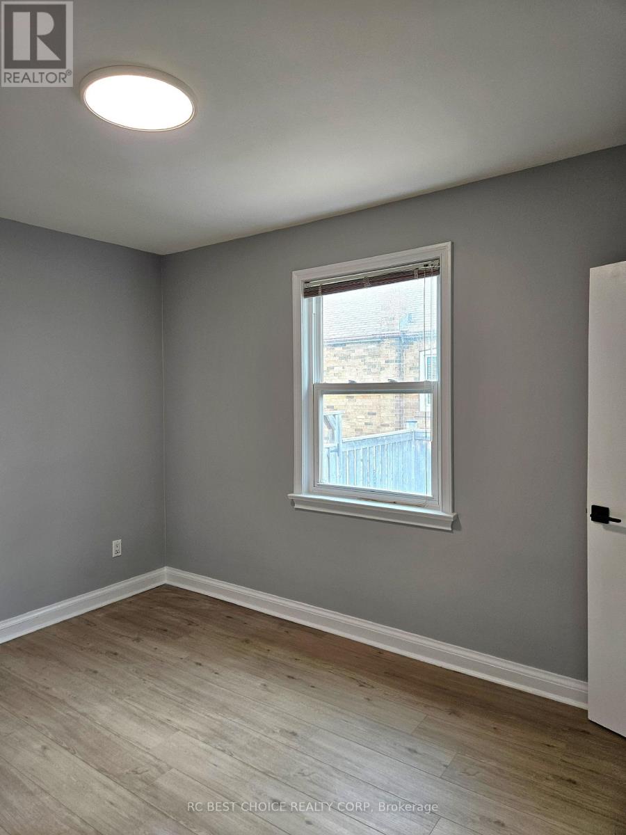 Main - 45 Mayall Avenue, Toronto, Ontario  M3L 1E7 - Photo 27 - W13763154