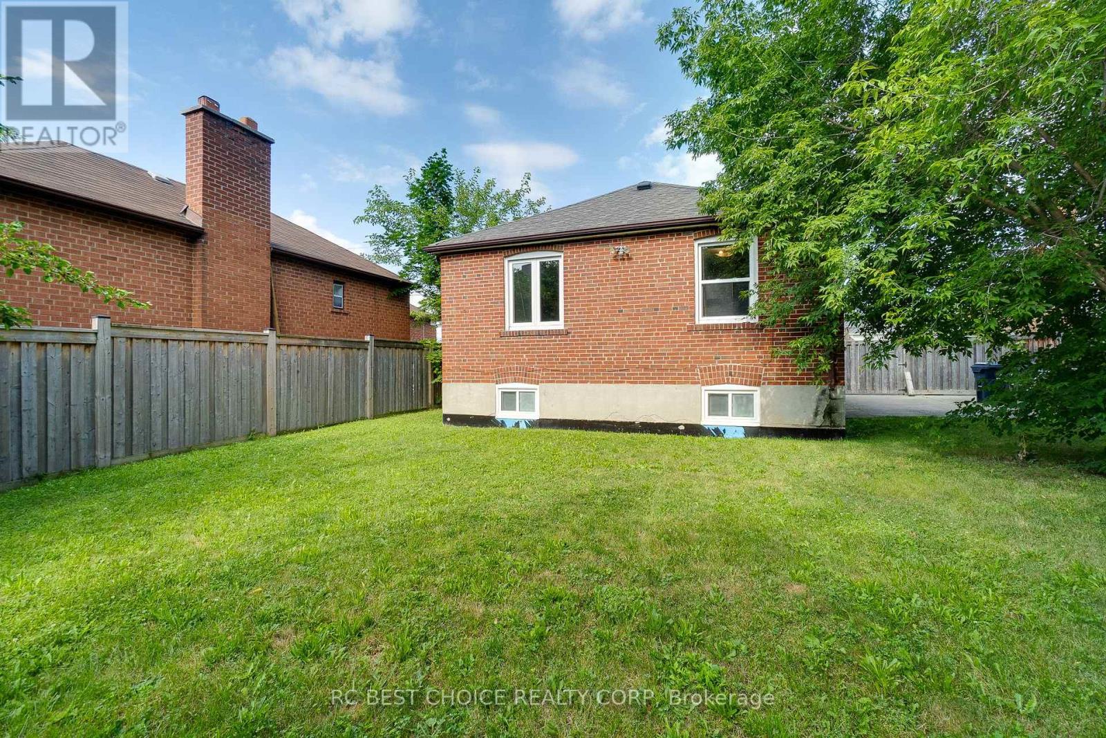 Main - 45 Mayall Avenue, Toronto, Ontario  M3L 1E7 - Photo 33 - W13763154