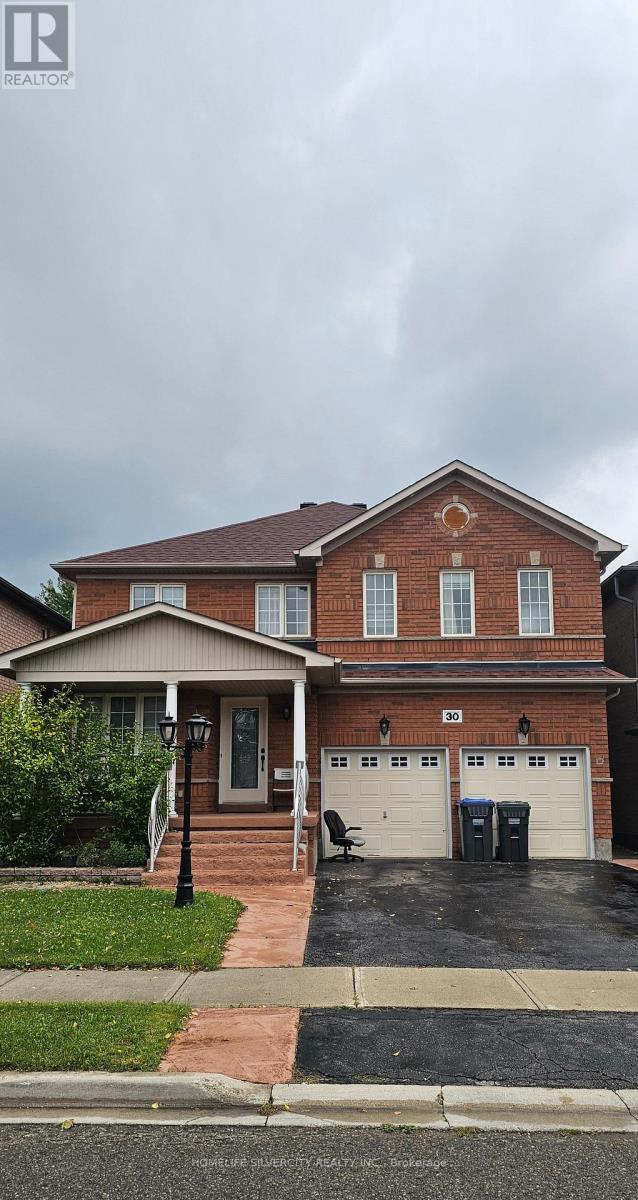 30 FAIRHILL AVENUE, Brampton, Ontario