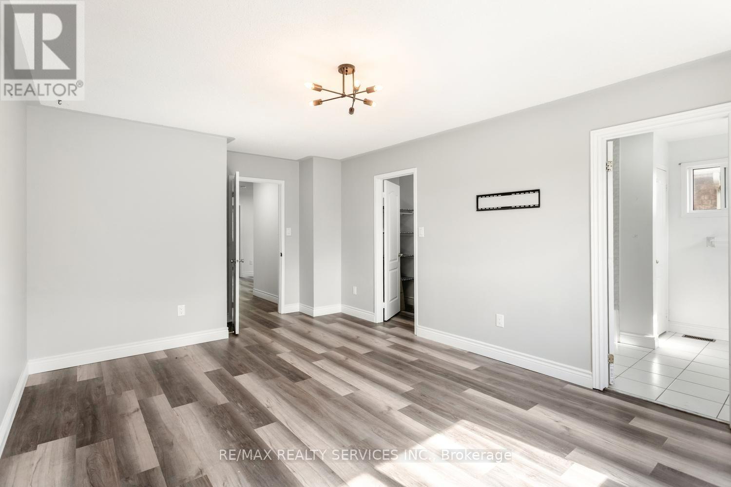 4 Farthingale Crescent, Brampton, Ontario  L7A 1R3 - Photo 21 - W13763224