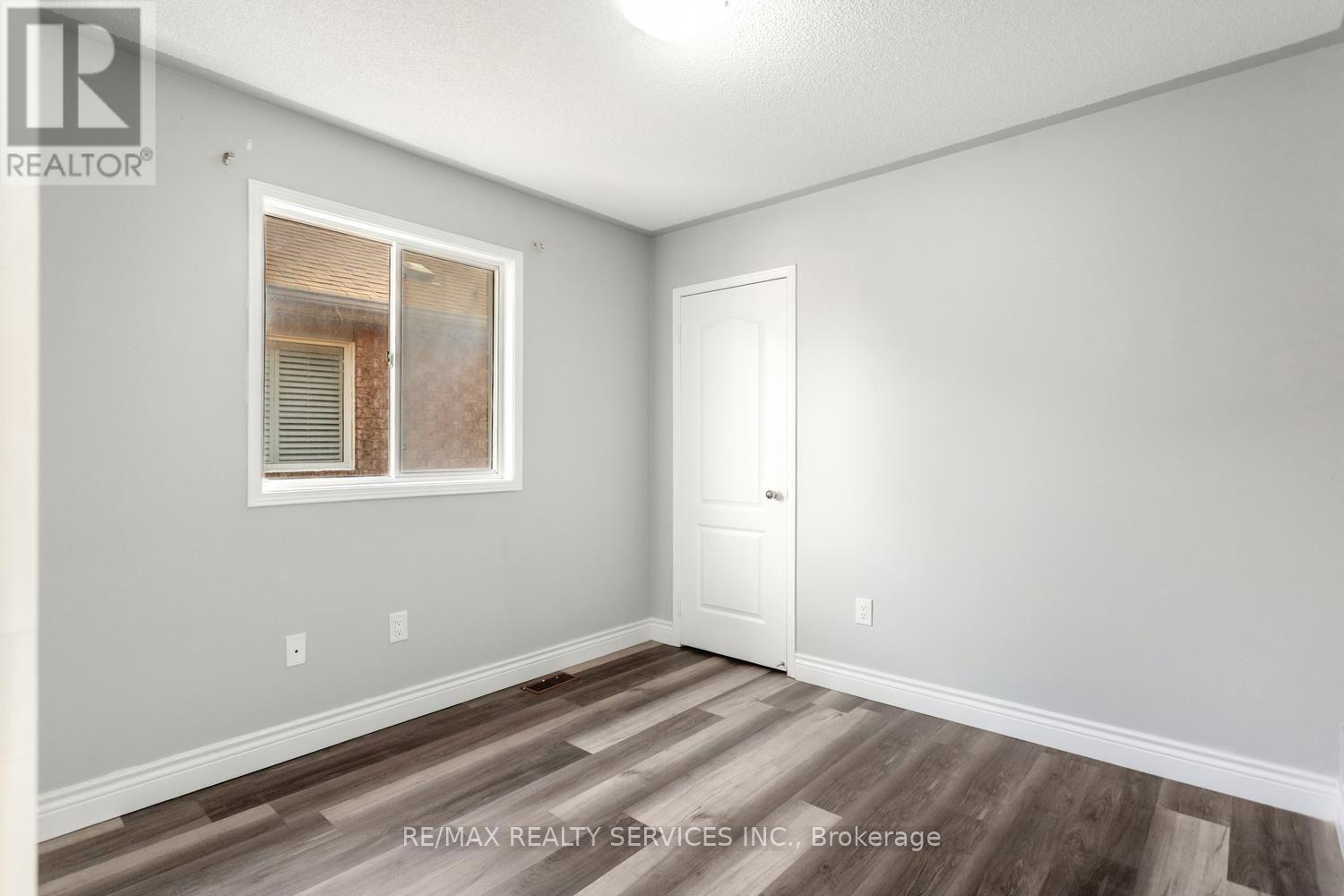 4 Farthingale Crescent, Brampton, Ontario  L7A 1R3 - Photo 23 - W13763224