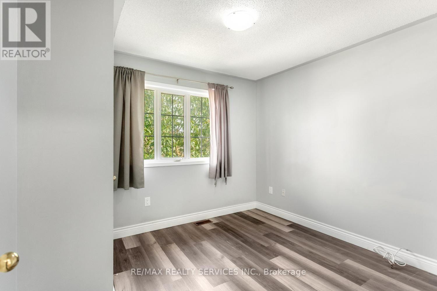 4 Farthingale Crescent, Brampton, Ontario  L7A 1R3 - Photo 29 - W13763224