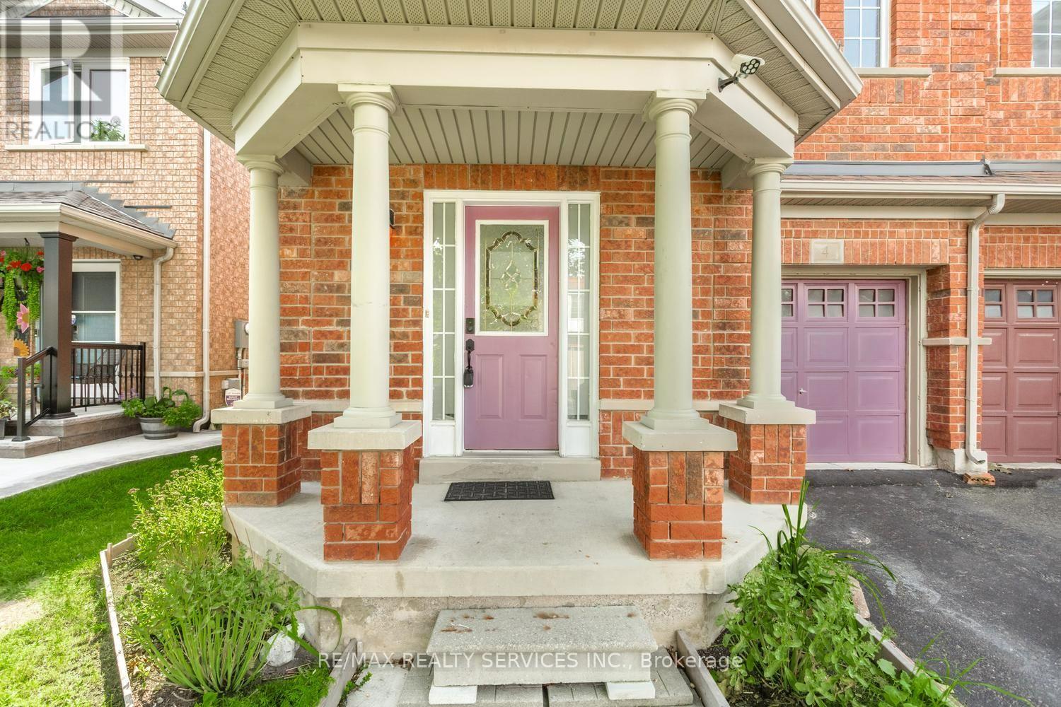 4 Farthingale Crescent, Brampton, Ontario  L7A 1R3 - Photo 37 - W13763224
