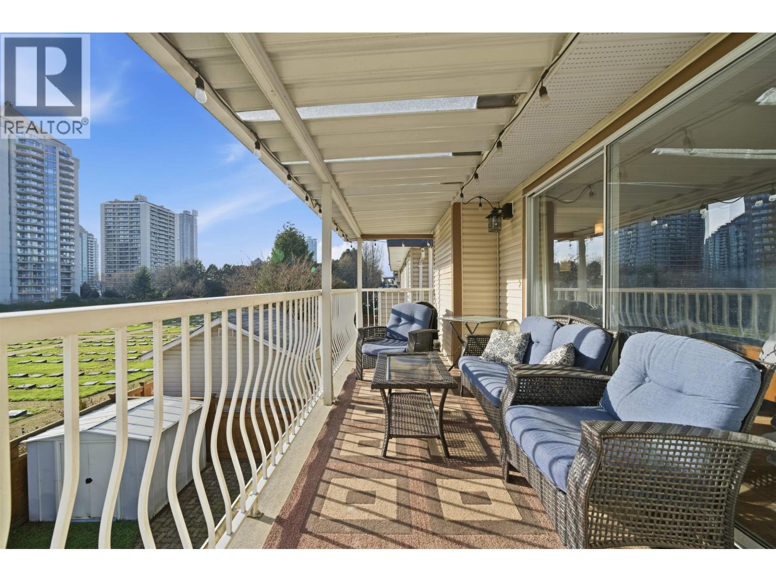 4468 Graveley Street, Burnaby, British Columbia V5C 3T8 - Photo 15 - R3163076