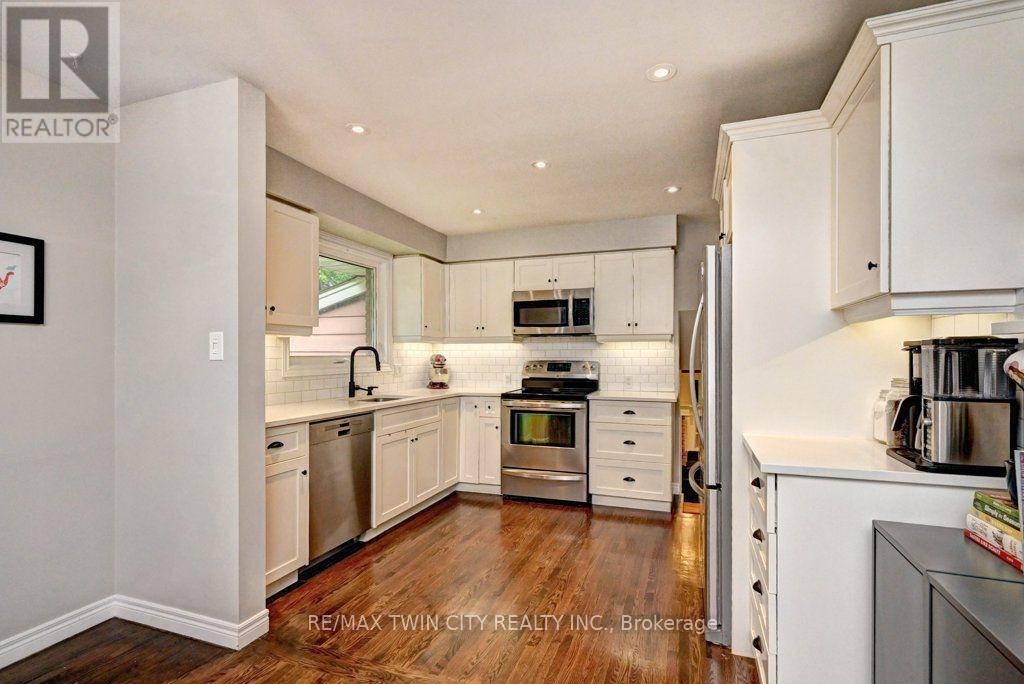 163 Chelford Crescent, Waterloo, Ontario  N2J 3T7 - Photo 17 - X13763126