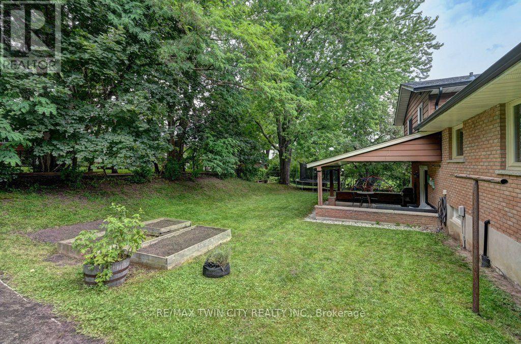 163 Chelford Crescent, Waterloo, Ontario  N2J 3T7 - Photo 39 - X13763126