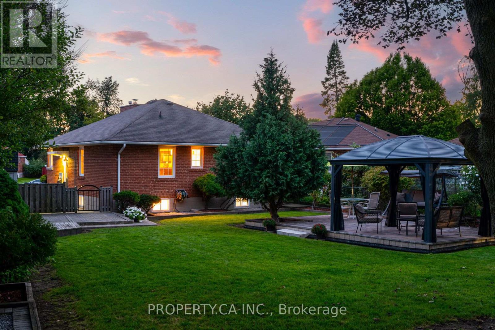 11 Barnsley Court, Toronto, Ontario  M1R 3X5 - Photo 38 - E13762912