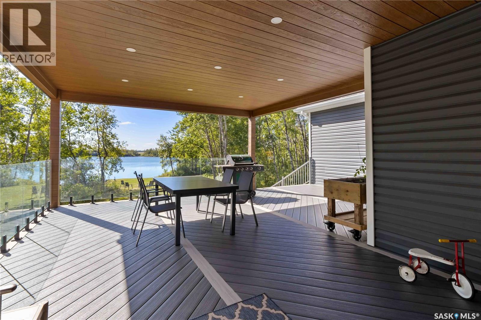 Luxurious Lakefront Acreage On Little Loon, Little Loon Lake, Saskatchewan  S0M 0Y0 - Photo 34 - SK047901