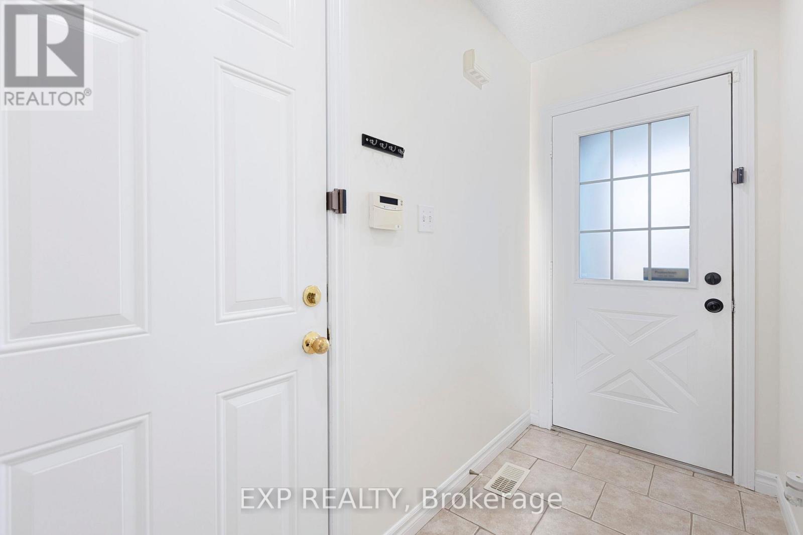 35 Thames Way, Hamilton, Ontario  L0R 1W0 - Photo 5 - X13761694