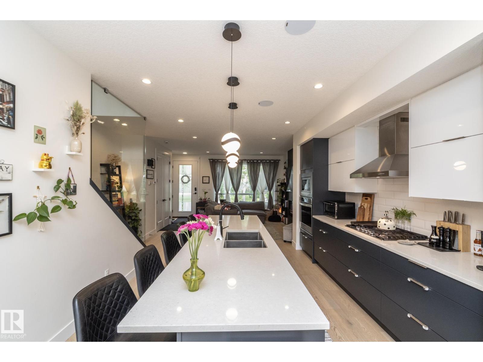 7733 81 Av NW, Edmonton, Alberta  T6C 0V4 - Photo 11 - E4507793