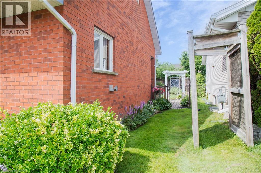 66 John Street, Port Dover, Ontario  N0A 1N7 - Photo 7 - 40850363