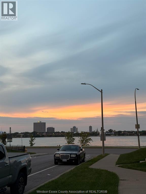 222 Gladstone Avenue Unit# Main, Windsor, Ontario  N9A 2P7 - Photo 22 - 26022070