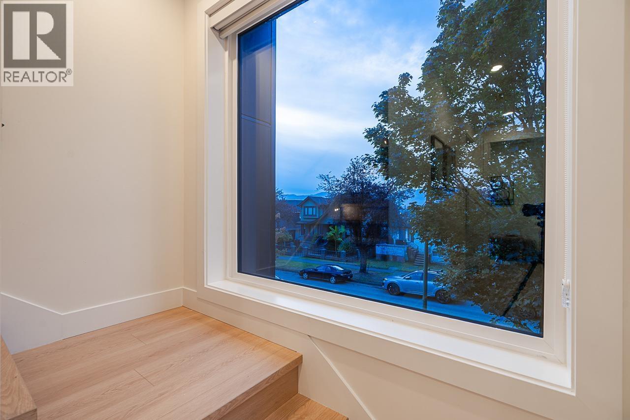 3 3638 Normandy Drive, Vancouver, British Columbia V5M 2G3 - Photo 16 - R3163417