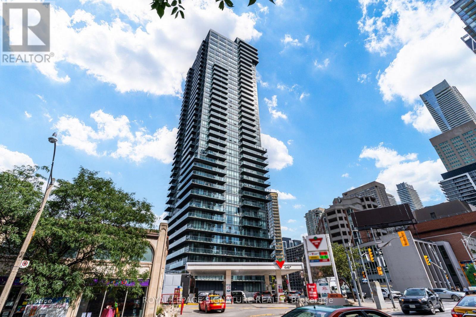 1009 - 825 CHURCH STREET, Toronto, Ontario