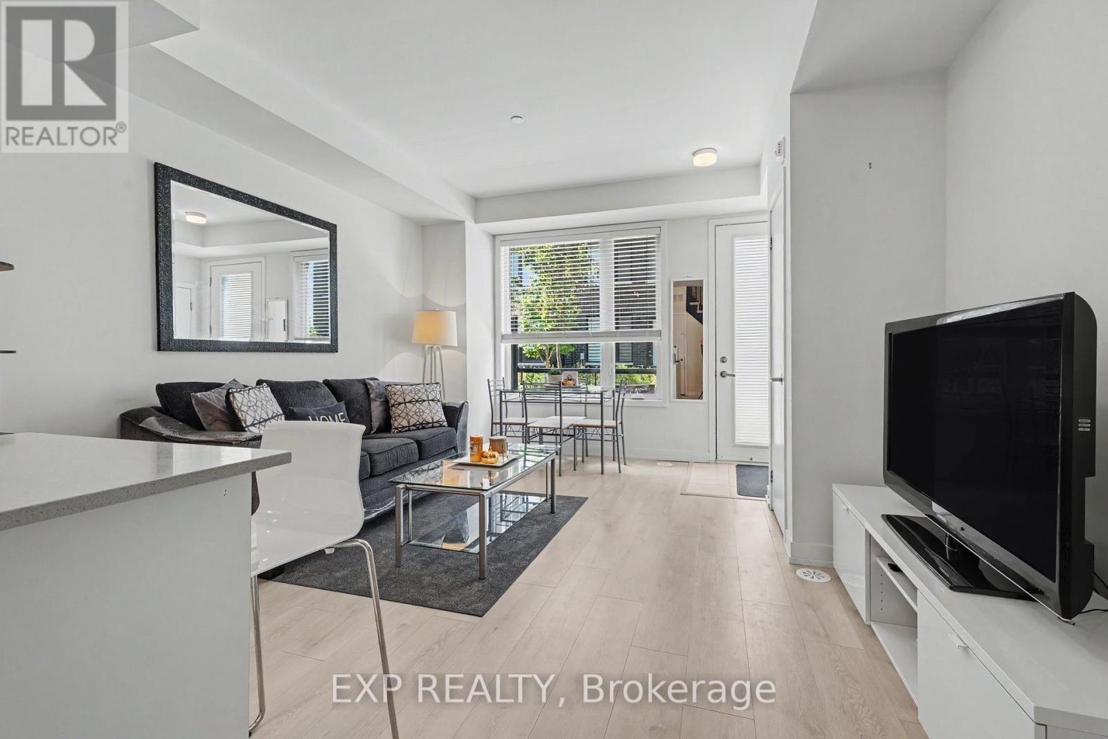 3 - 3425 Ridgeway Drive, Mississauga, Ontario  L5L 0B9 - Photo 5 - W13763268