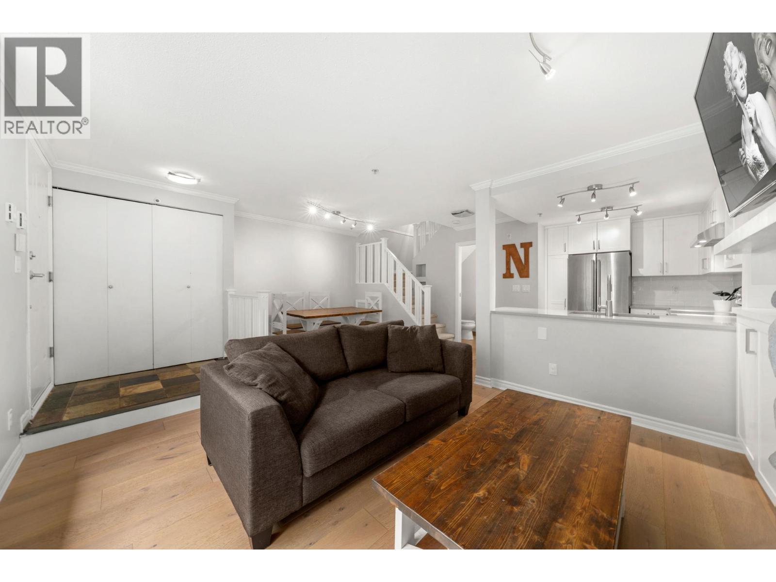 6 1073 Lynn Valley Road, North Vancouver, British Columbia V7J 1Z6 - Photo 5 - R3163482