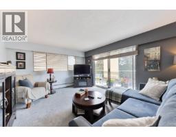 205 330 W 2ND STREET, North Vancouver, British Columbia