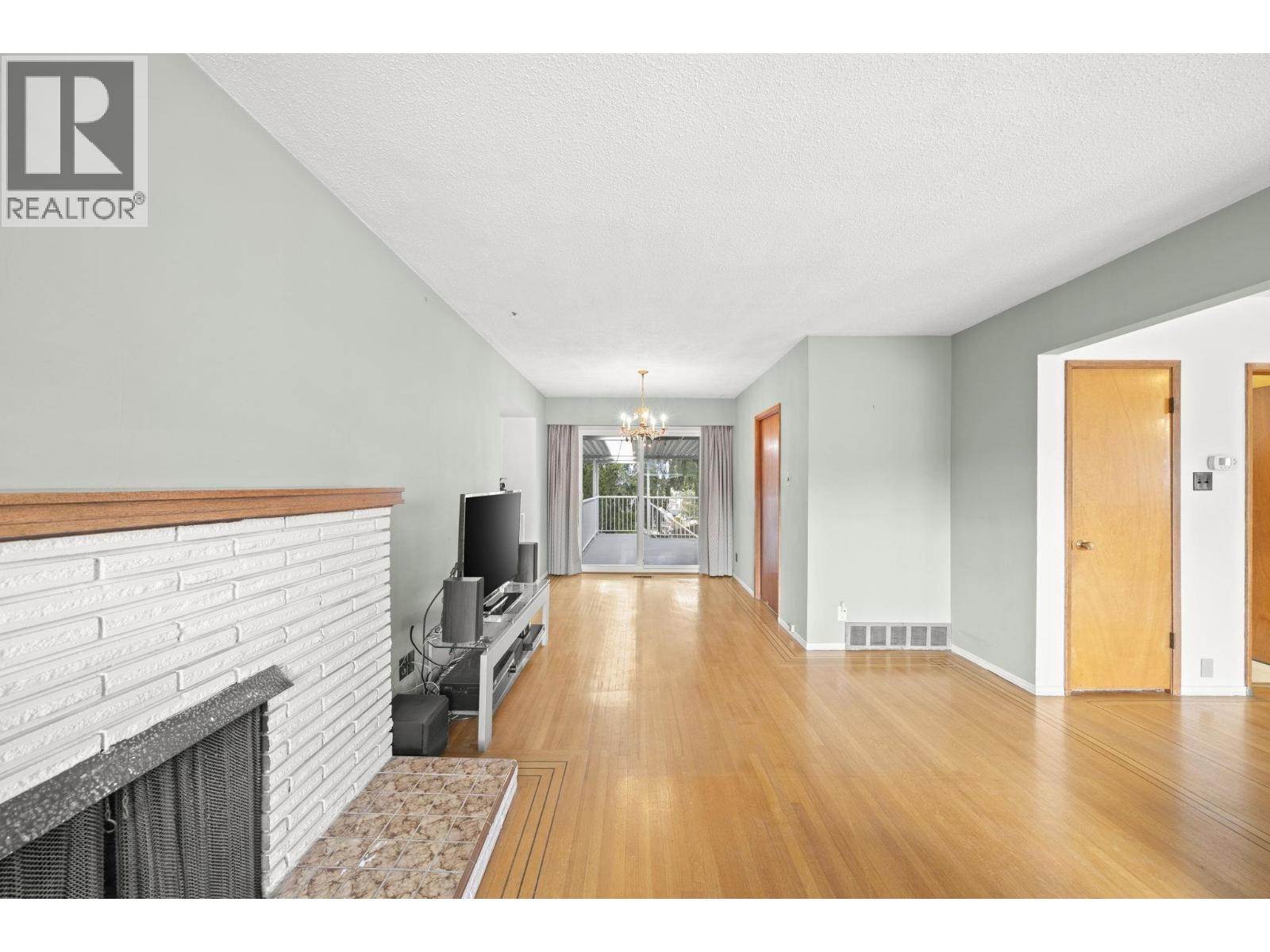 3783 Price Street, Burnaby, British Columbia  V5G 2K9 - Photo 8 - R3163498