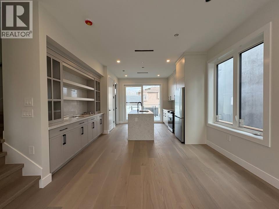 6866 Ontario St, Vancouver, British Columbia V5X 3B3 - Photo 2 - R3163504