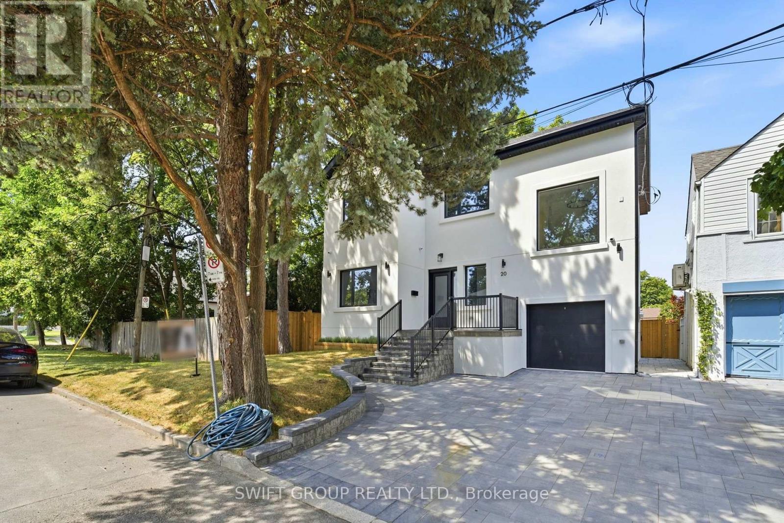 20 Boylen Street, Toronto (Humberlea-Pelmo Park), Ontario  M9N 2W4 - Photo 2 - W13763284