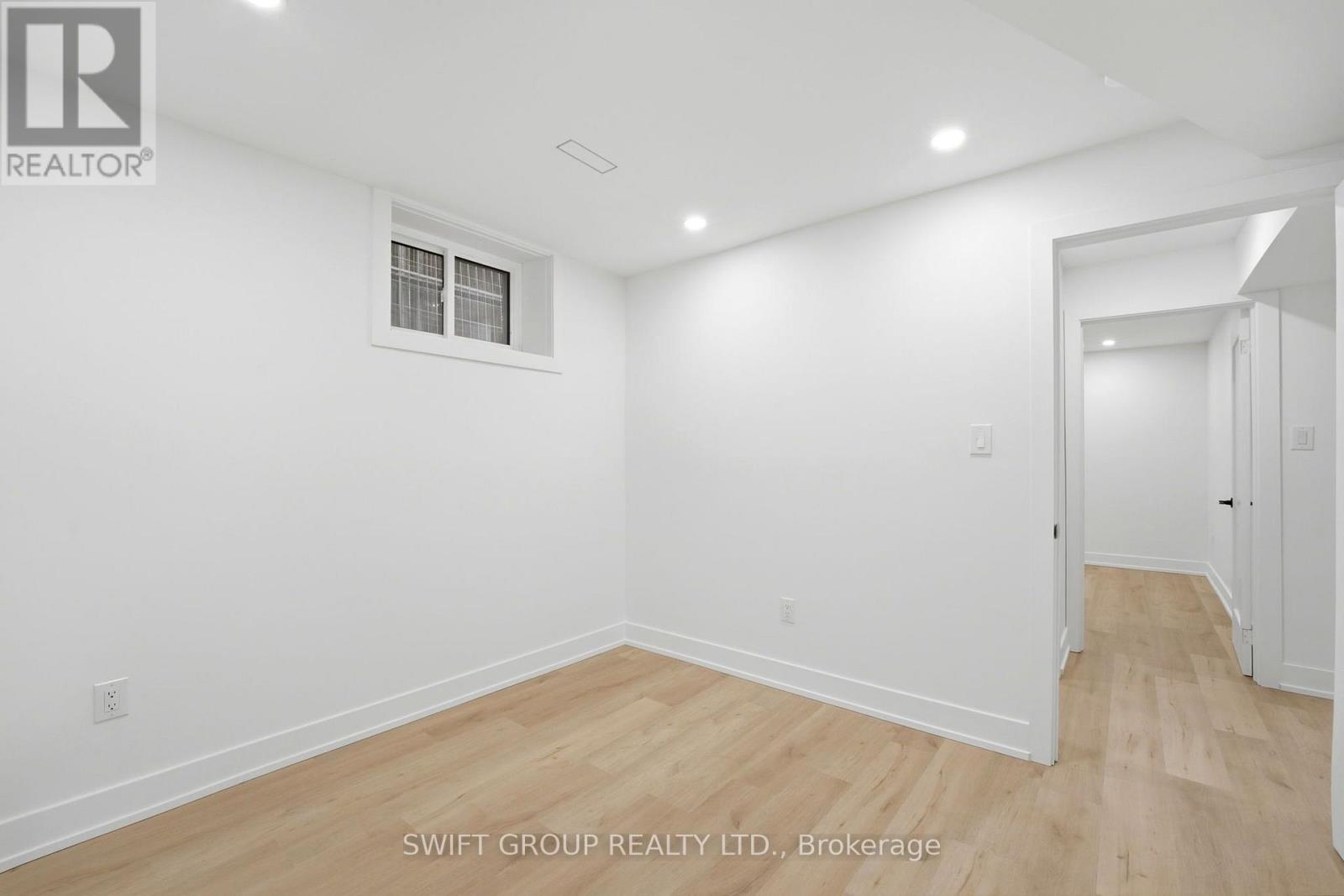 20 Boylen Street, Toronto (Humberlea-Pelmo Park), Ontario  M9N 2W4 - Photo 36 - W13763284