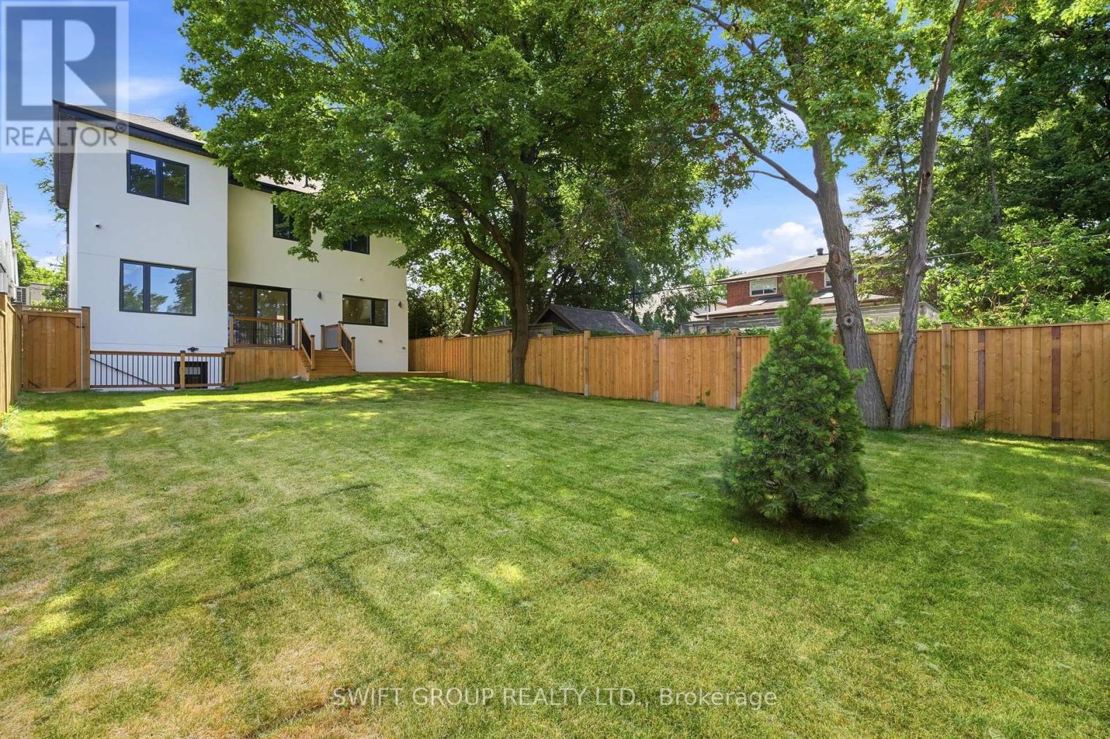 20 Boylen Street, Toronto (Humberlea-Pelmo Park), Ontario  M9N 2W4 - Photo 39 - W13763284