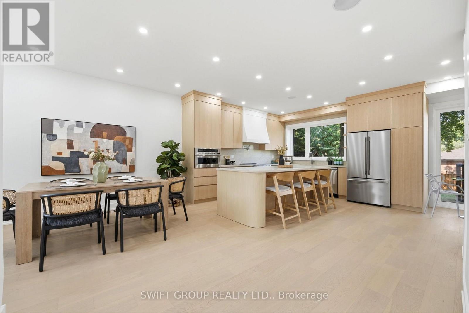 20 Boylen Street, Toronto (Humberlea-Pelmo Park), Ontario  M9N 2W4 - Photo 7 - W13763284