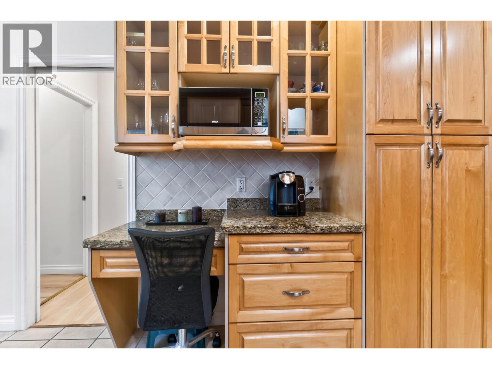4503 Frances Street, Burnaby, British Columbia V5C 2R6 - Photo 13 - R3163420