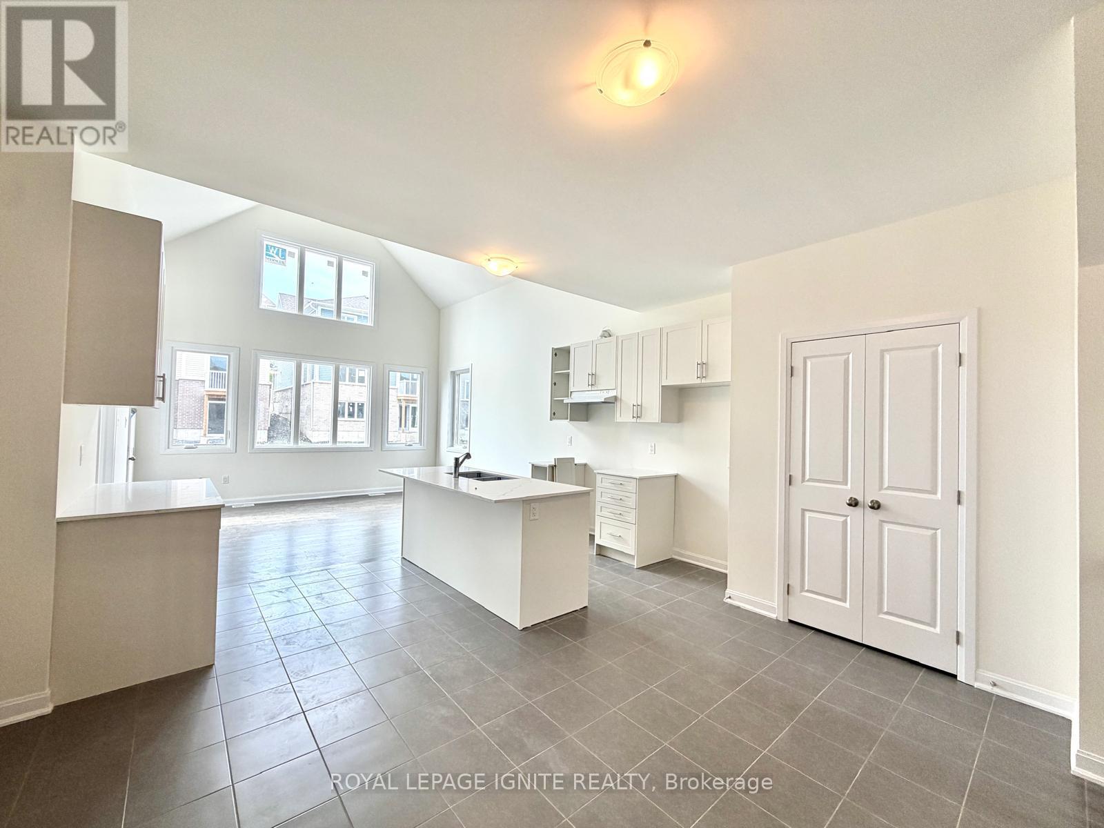 21 Royal Oak Crescent, Loyalist (Bath), Ontario  K0H 1G0 - Photo 6 - X13763282