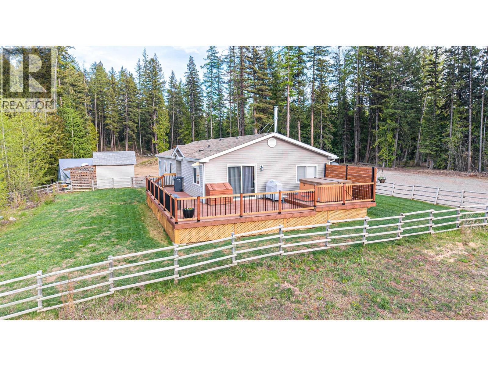 650 Bluenose Road, Vernon, British Columbia  V1B 3E7 - Photo 5 - 10378524