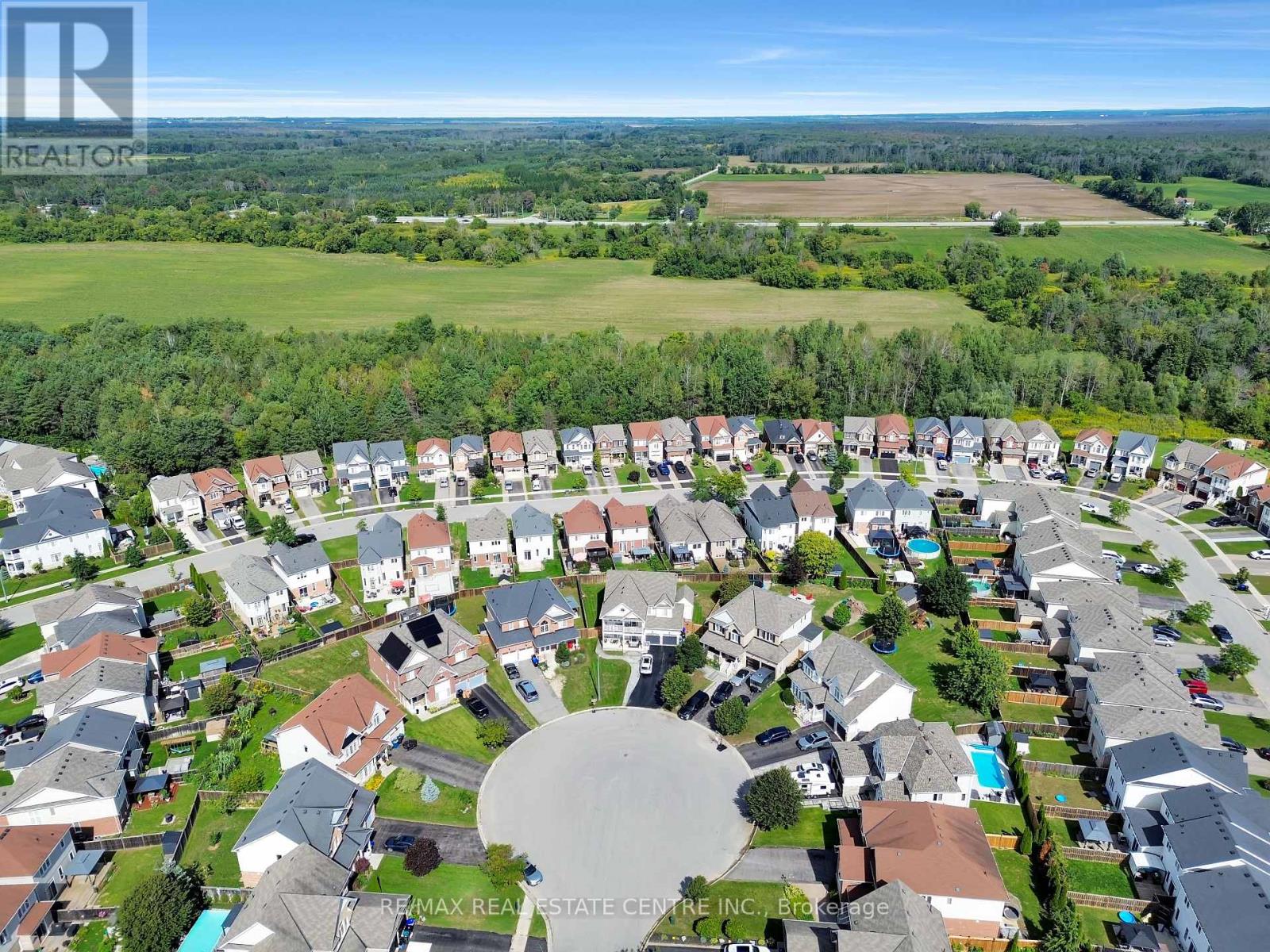 13 Lions Court, Essa, Ontario  L0M 1B5 - Photo 38 - N13761266