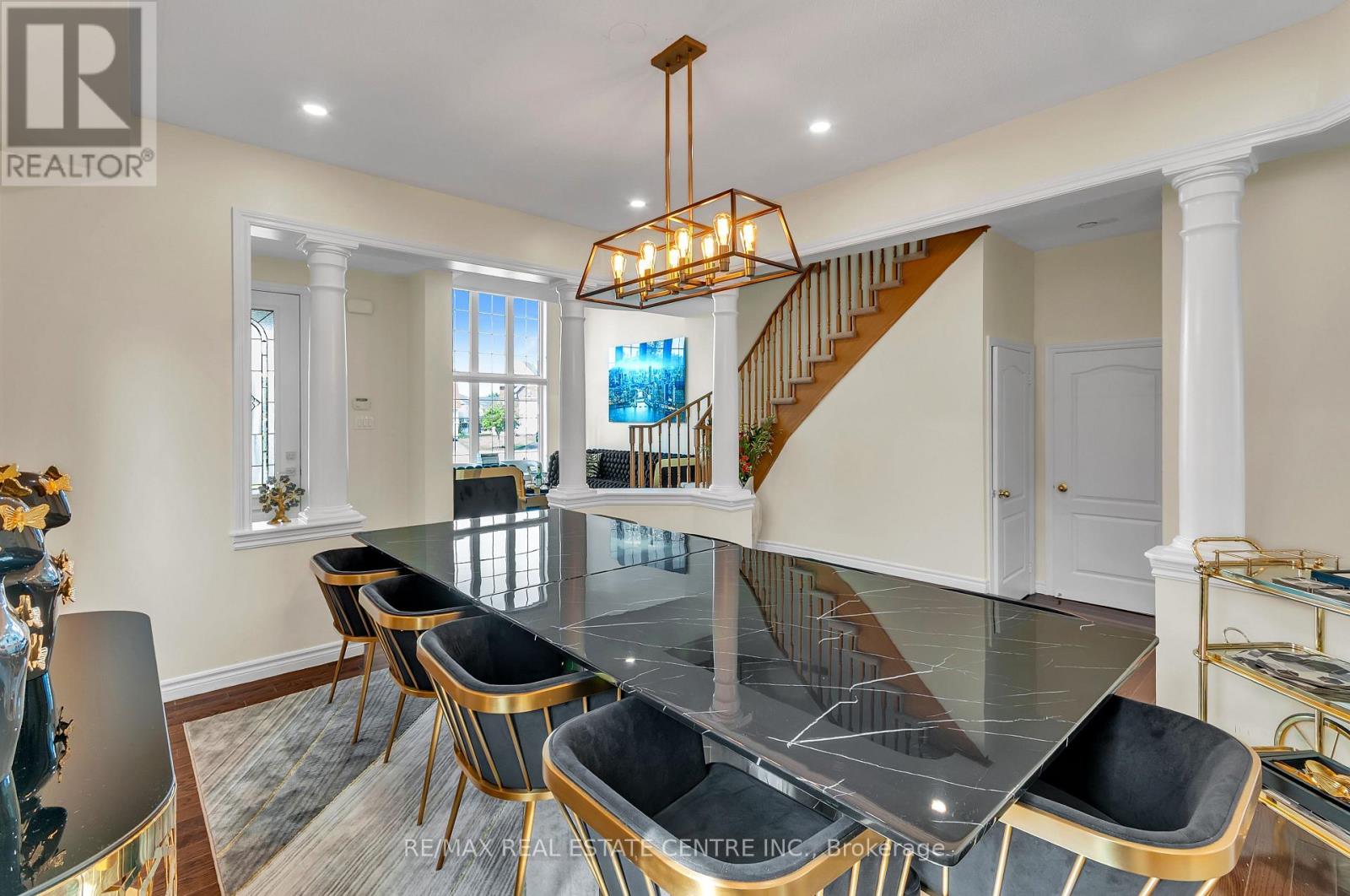 13 Lions Court, Essa, Ontario  L0M 1B5 - Photo 10 - N13761266