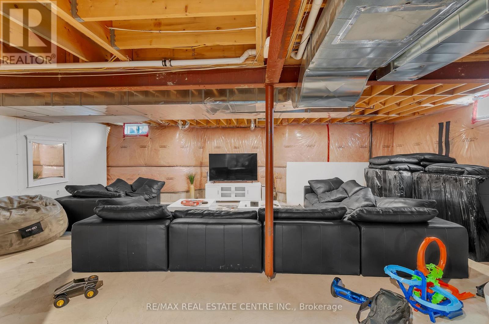 13 Lions Court, Essa, Ontario  L0M 1B5 - Photo 36 - N13761266