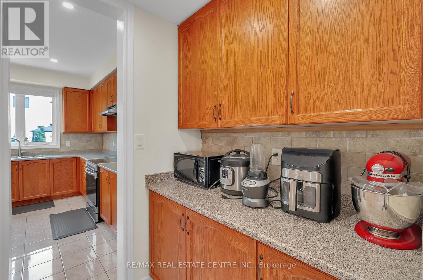 13 Lions Court, Essa, Ontario  L0M 1B5 - Photo 15 - N13761266