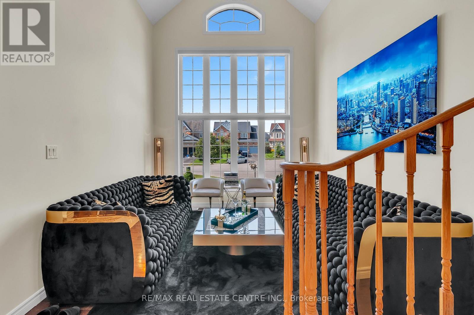 13 Lions Court, Essa, Ontario  L0M 1B5 - Photo 5 - N13761266