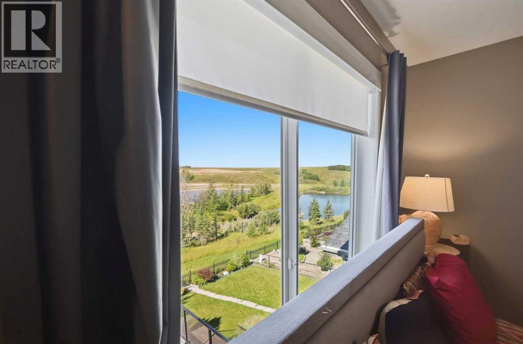 126 Valley Pointe Way NW, Calgary, Alberta  T3B 6B2 - Photo 30 - A2342296