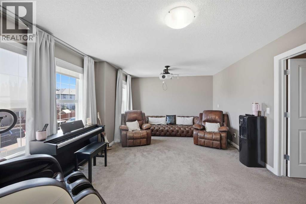 126 Valley Pointe Way NW, Calgary, Alberta  T3B 6B2 - Photo 18 - A2342296