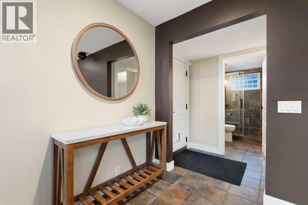 615 63 Avenue NW, Calgary, Alberta  T2K 5L3 - Photo 28 - A2342366
