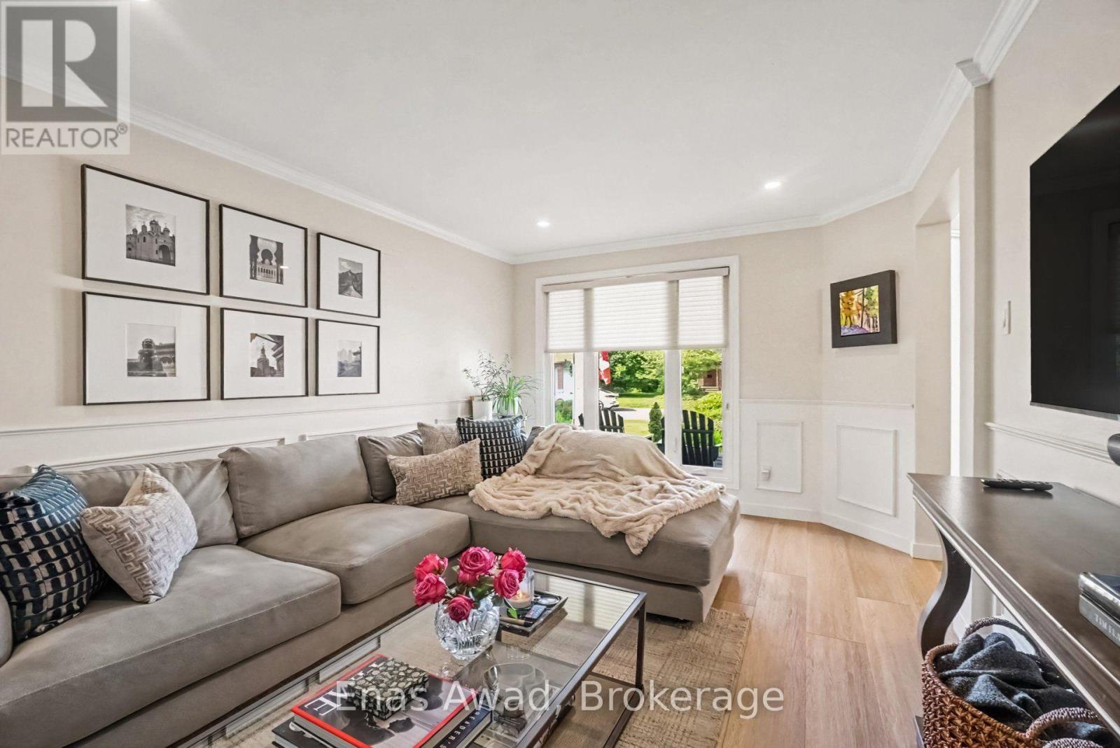Upper - 1665 Teakdale Avenue, Ottawa, Ontario  K1C 6M2 - Photo 5 - X13763350