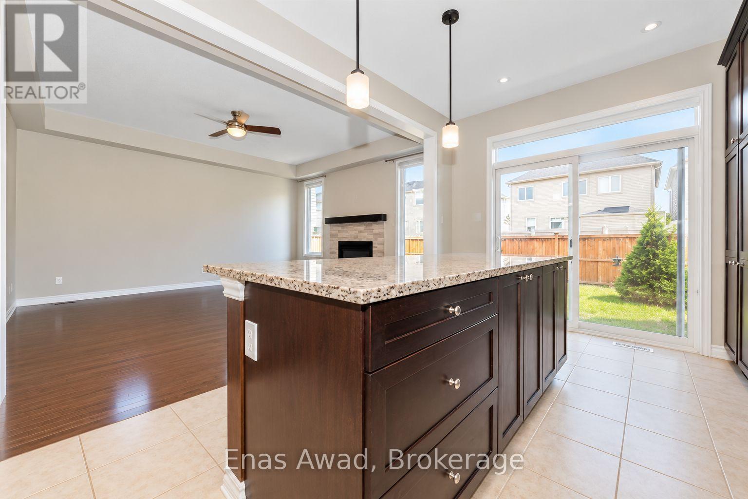 361 Autumnfield Street, Ottawa, Ontario  K2M 0J6 - Photo 9 - X13763364